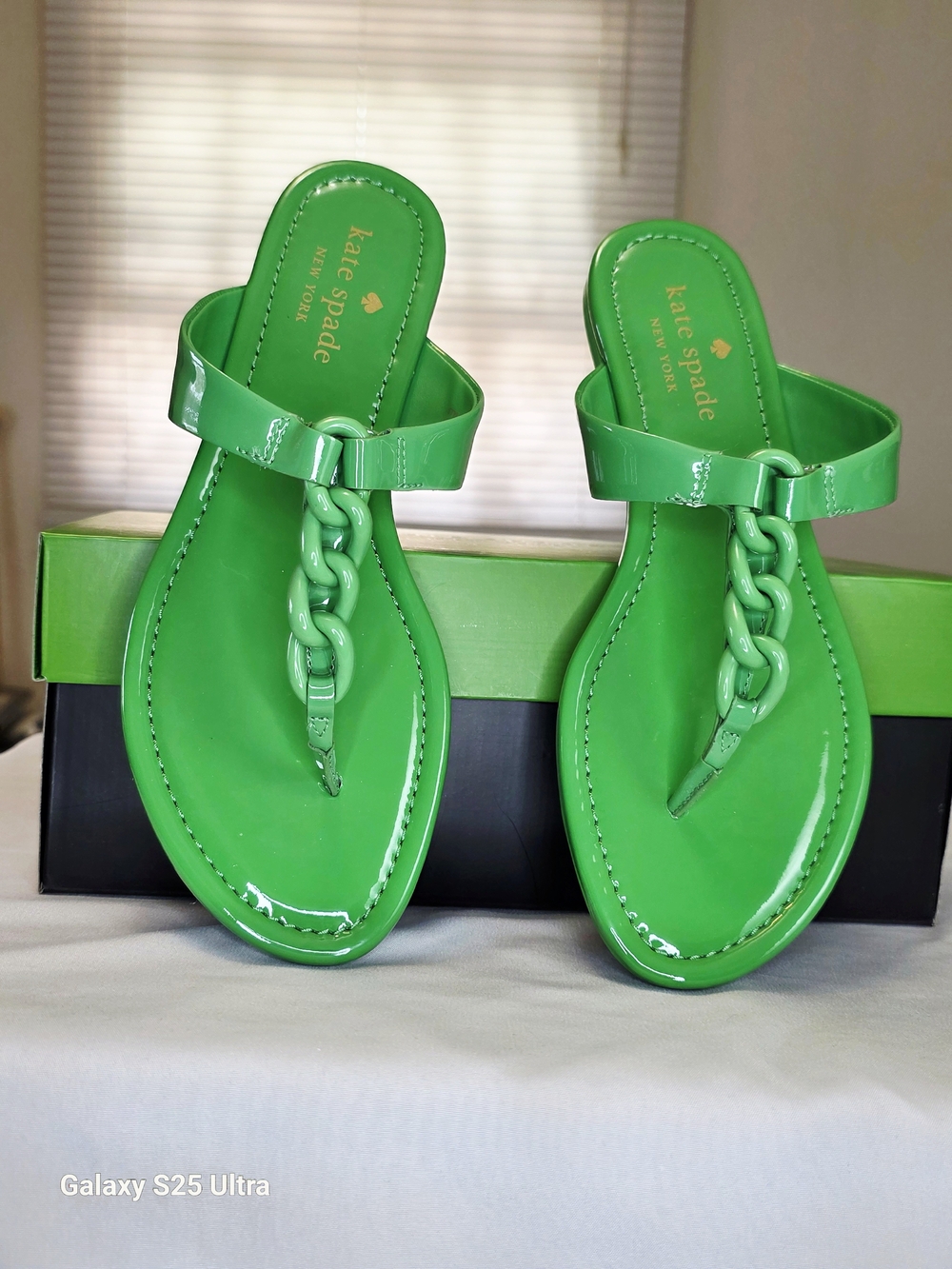 Kate Spade Patent Irene Sandals In Fresh Greens Size 7.5B - Picture 4 of 9
